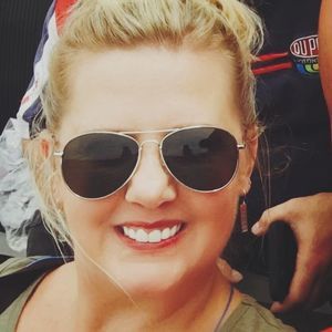 Meet your Posher, Nikki